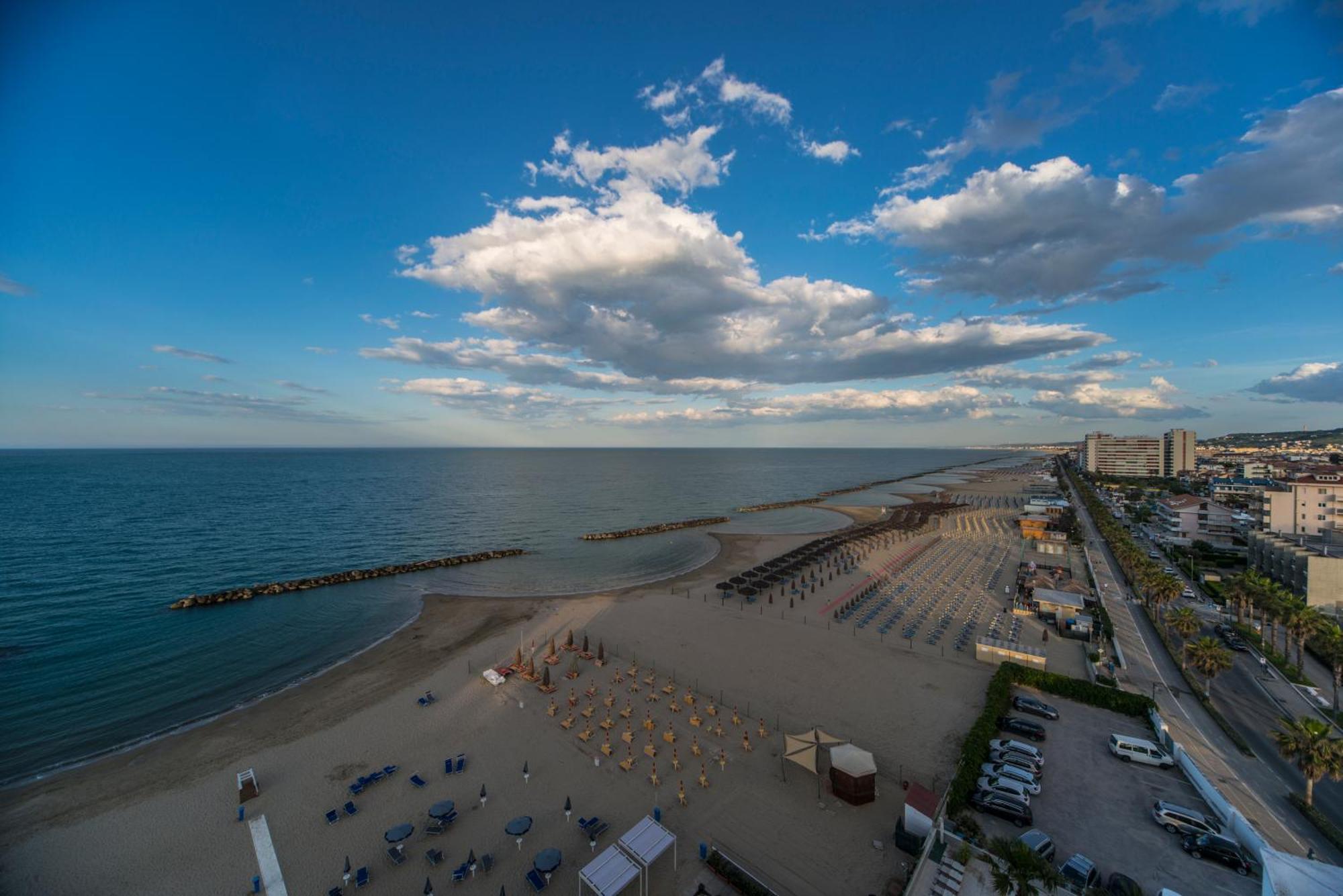 Hotel Antagos Montesilvano Marina Eksteriør bilde