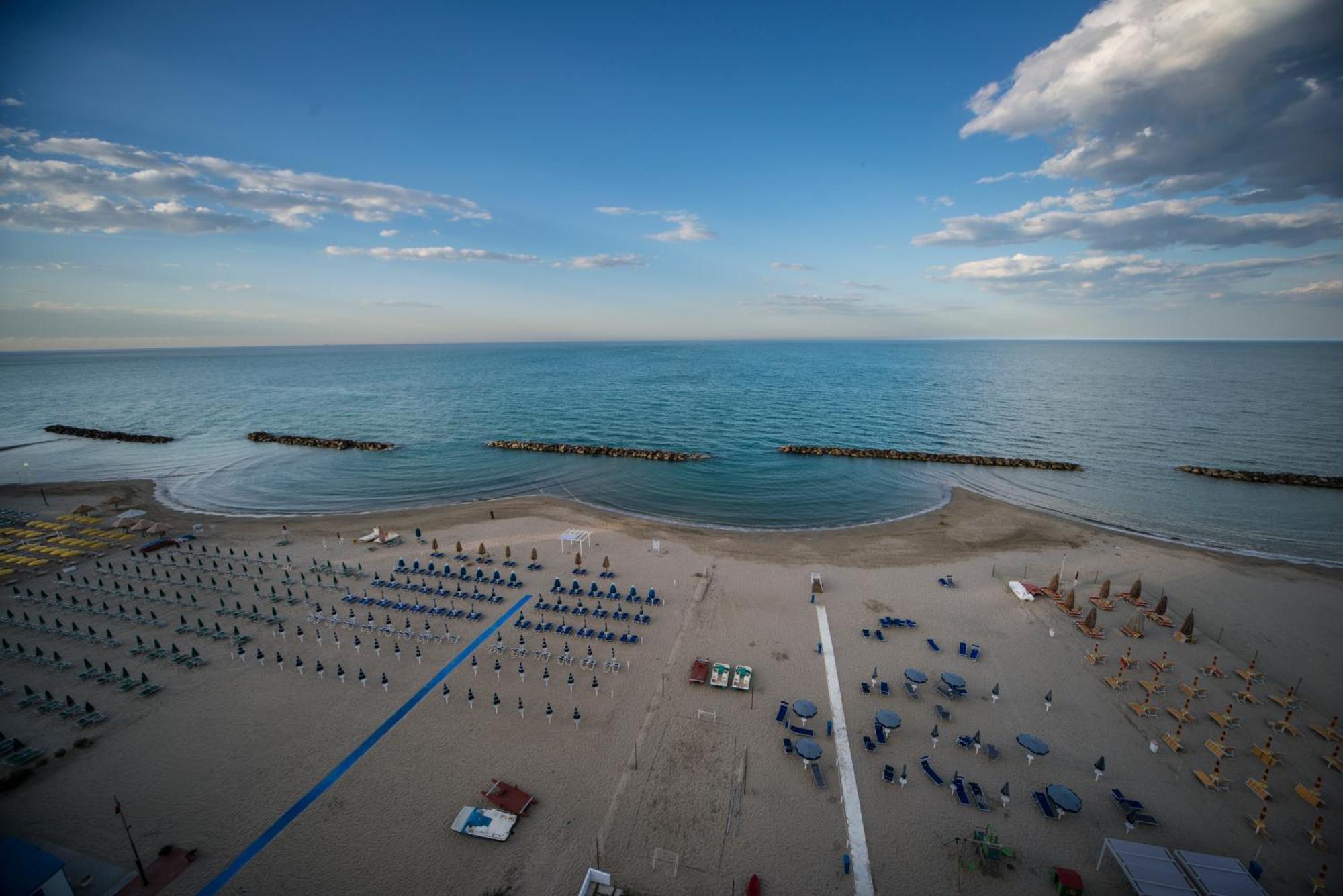 Hotel Antagos Montesilvano Marina Eksteriør bilde