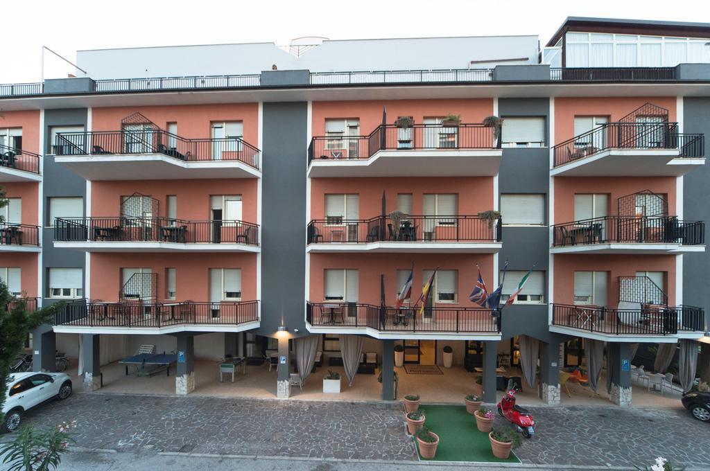 Hotel Antagos Montesilvano Marina Eksteriør bilde
